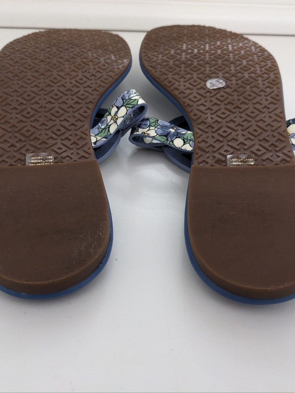 EUC! Tory Burch Miller Sandal Blue Terrace Ditsy Patent Leather Floral Size 9.5 - Picture 14 of 16